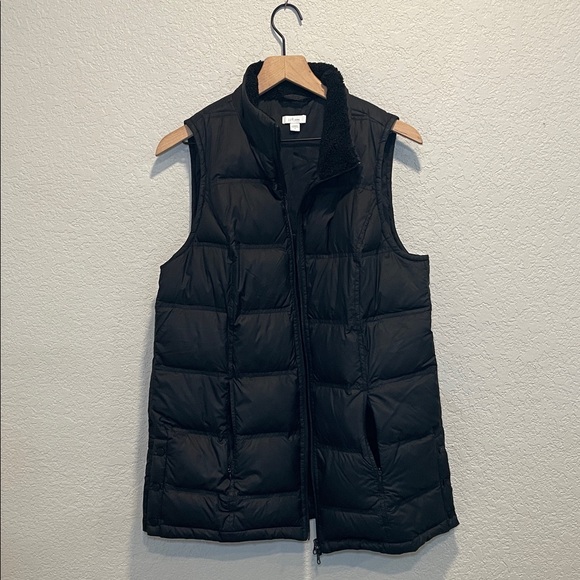 J. Jill Black Quilted Puffer Vest Medium - Picture 1 of 7